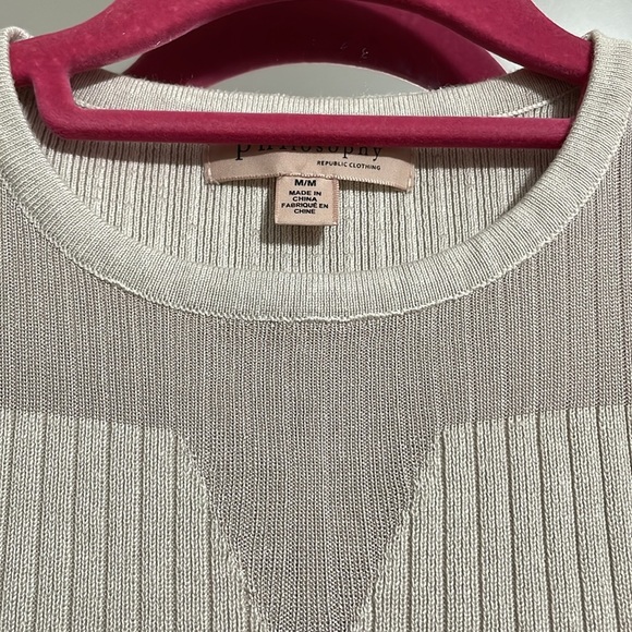 Philosophy cream ribbed sleeveless sweater with V yolk size Medium - Picture 6 of 9
